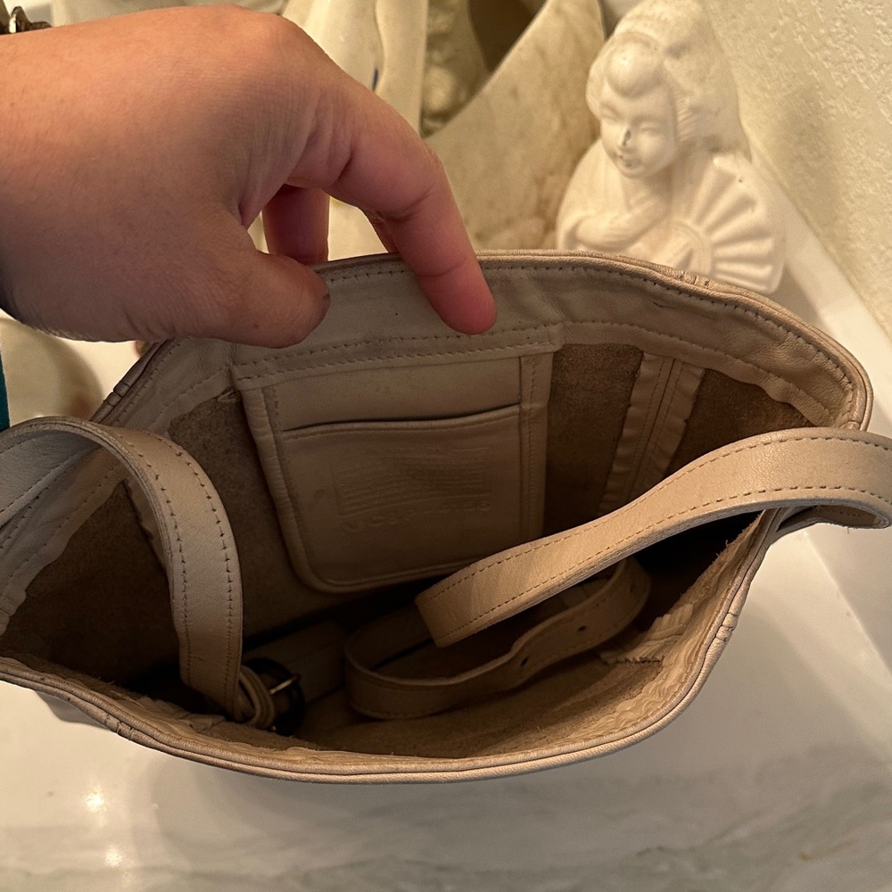 Coach Cream Leather Hobo Bag - Picture 3 of 4